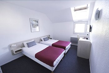 Hotel Anne De Beaujeu
