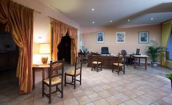 Hotel Anne De Beaujeu
