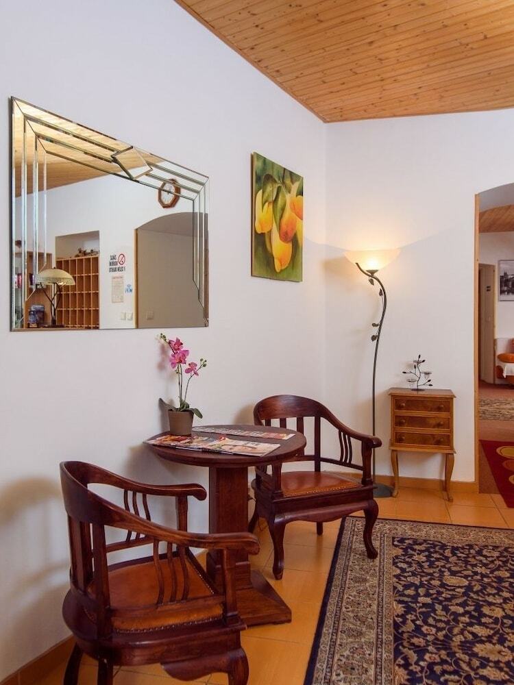 Hotel Bella