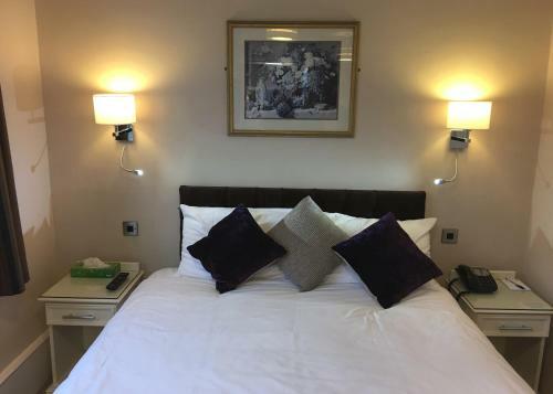 The Grove House Hotel