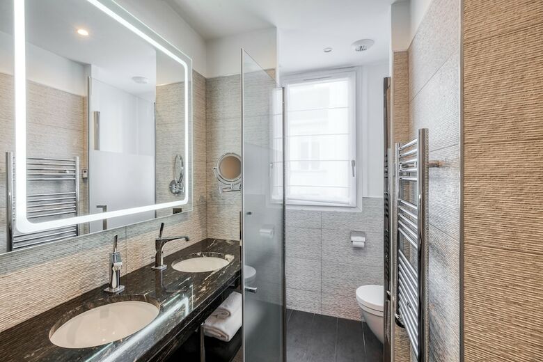 Chalgrin Boutique Hotel