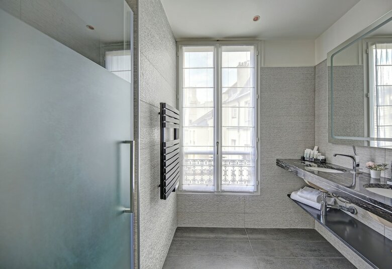 Chalgrin Boutique Hotel