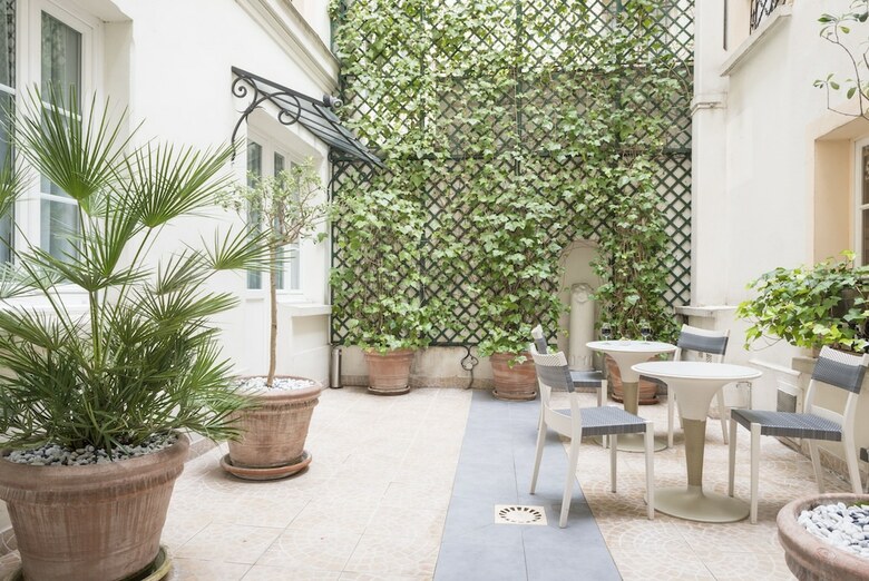 Hotel Acacias �toile