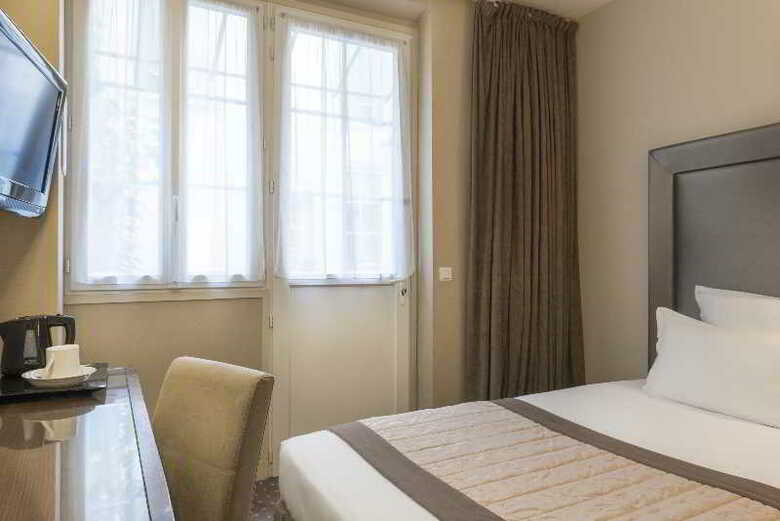 Hotel Acacias �toile