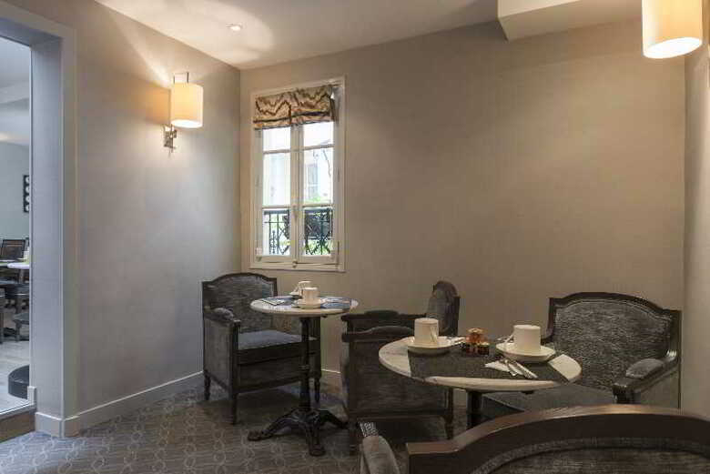 Hotel Acacias �toile