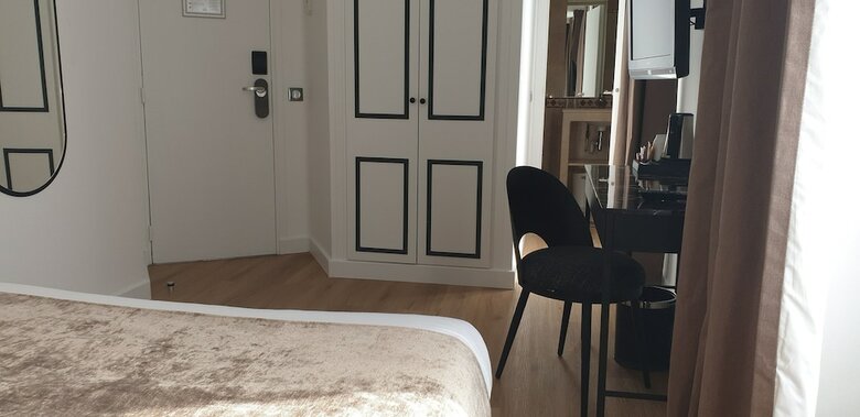 Hotel Acacias �toile