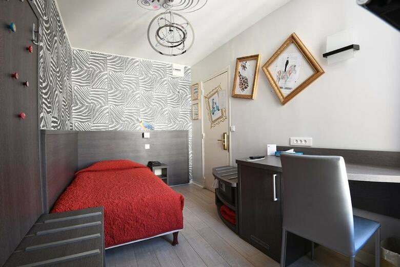 Hotel Am�lie