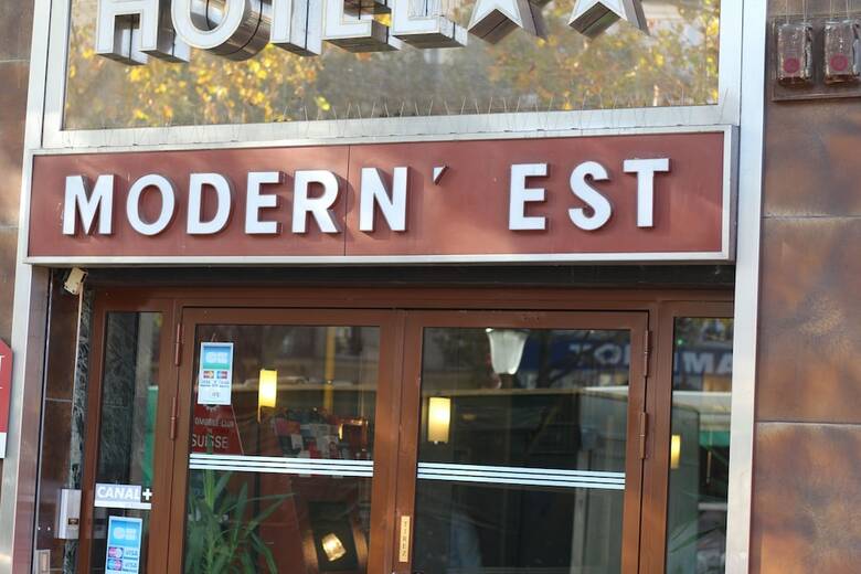 Hotel Modern�est