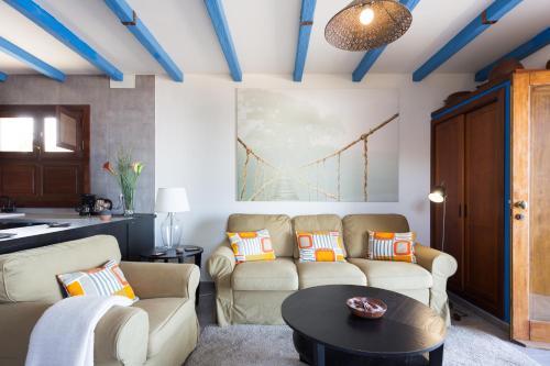 Casa Erques I Y II