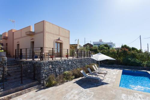 Casa Erques I Y II