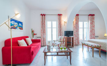 Adonis Hotel