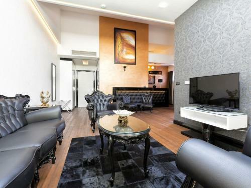 Nova City Hotel Signature Collection