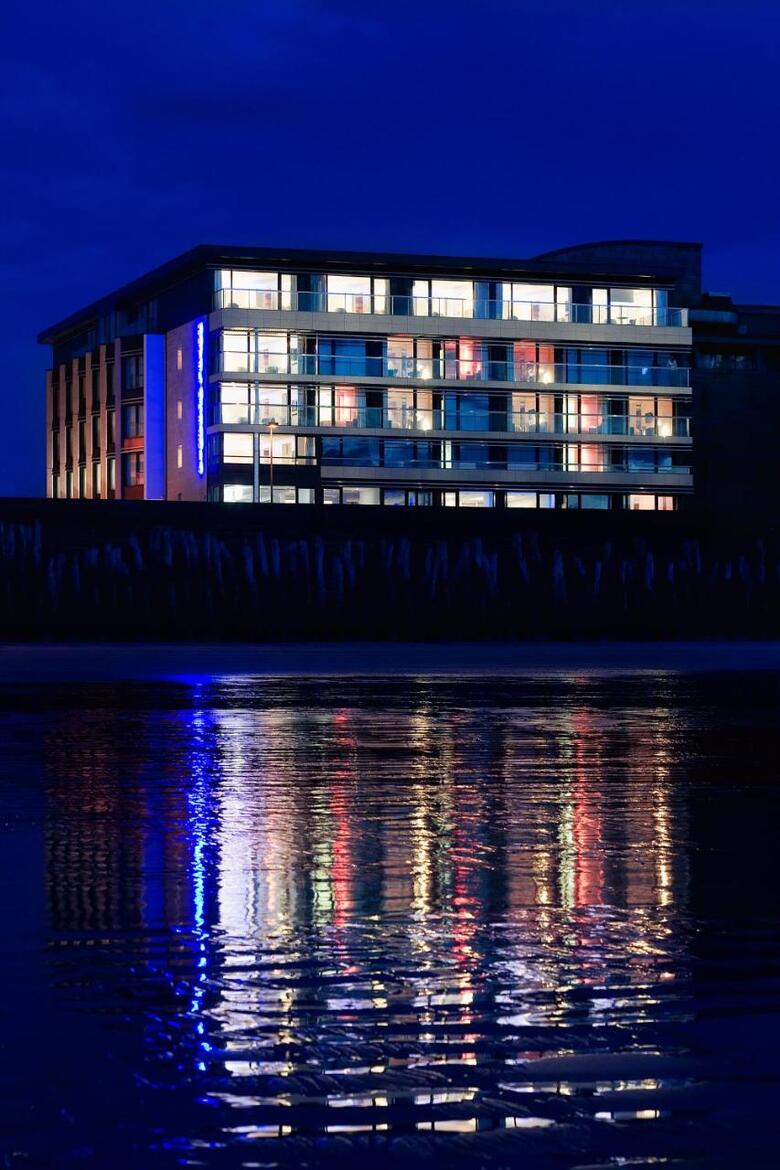 Hotel Oceania