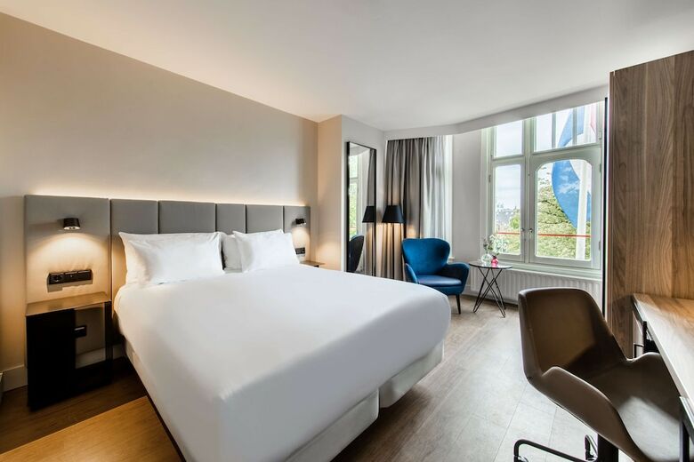 Hotel NH Amsterdam Schiller