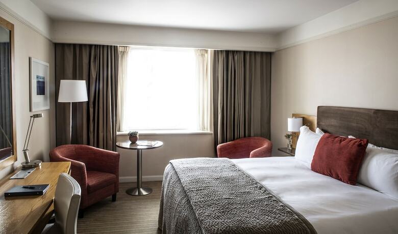 The River Lee Hotel