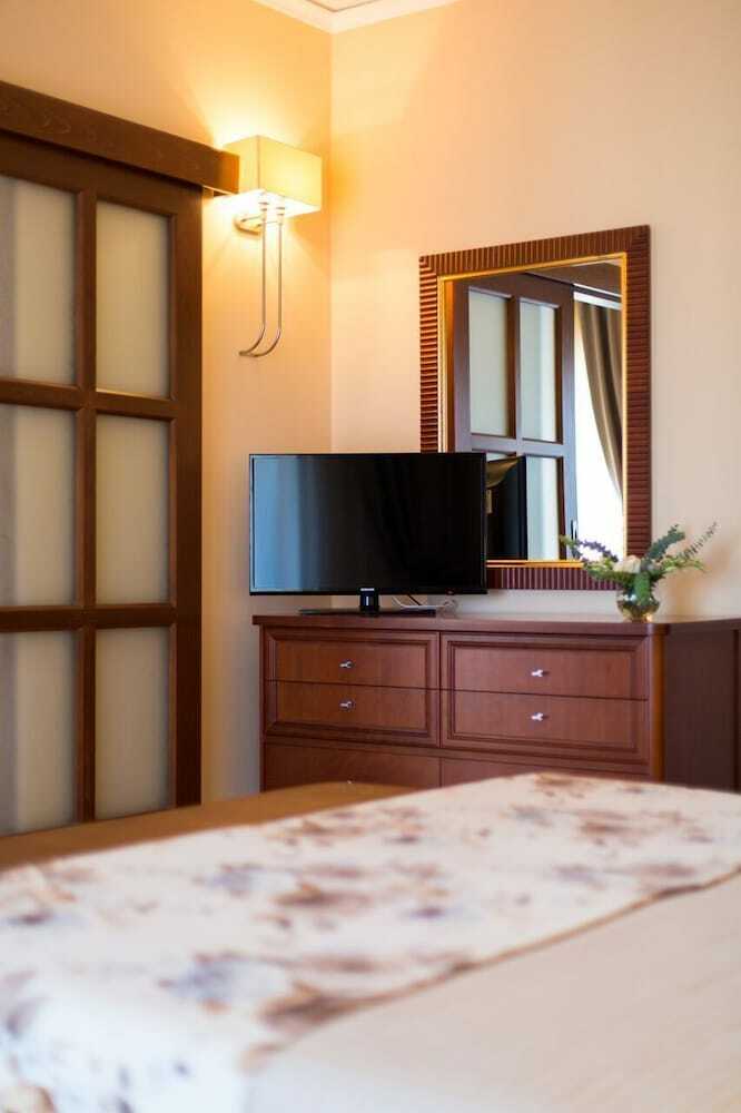 Hotel Theartemis Palace