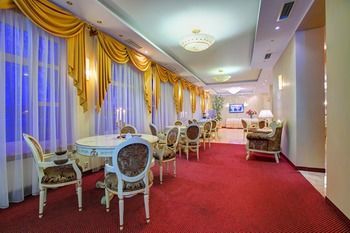 Hotel Holiday Park