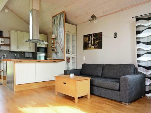 One-bedroom Holiday Home In Rockneby