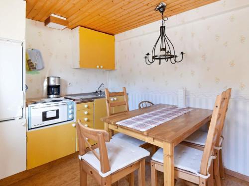 One-bedroom Holiday Home In Brastad 2