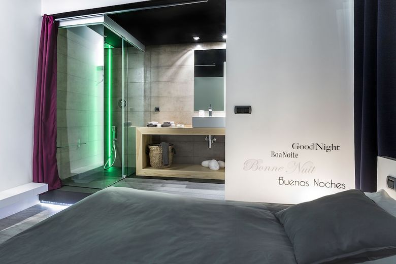 Apartamento Zrooms Suites