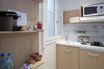 Hotelhome Paris 16