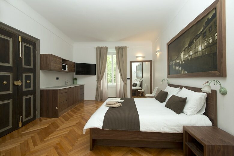 Zois Apartments