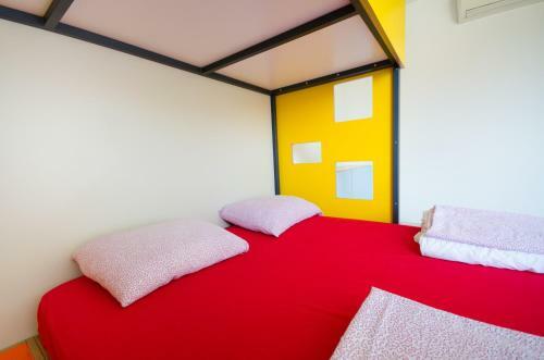 Simbol Hostel