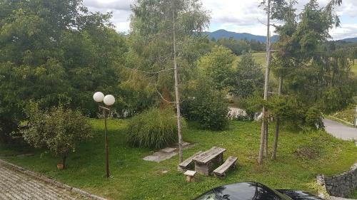 Hostal Rooms Zagon