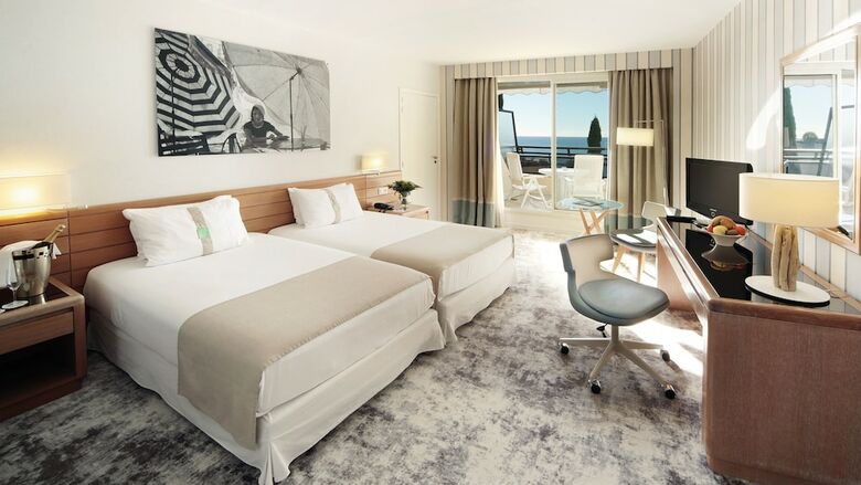 Hotel Holiday Inn Resort