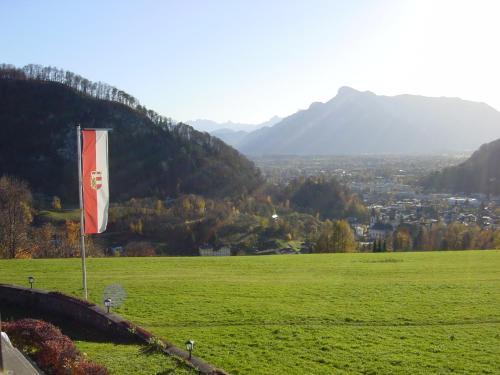 Hotel Sch�ne Aussicht