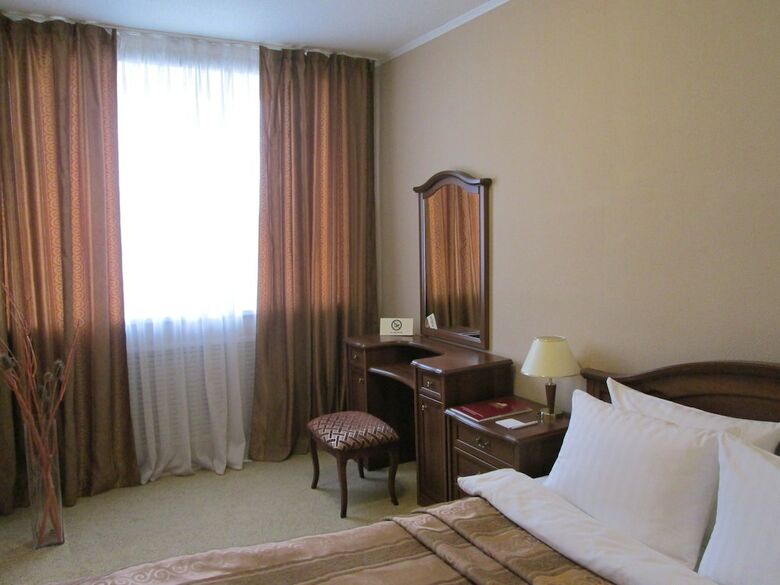 Avtozavodskaya Hotel