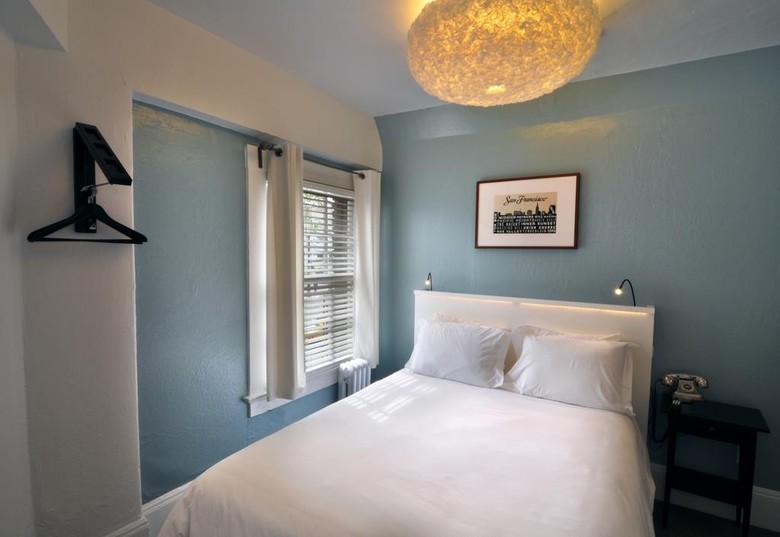 Edwardian Hotel