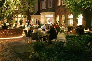 The Morris House Hotel