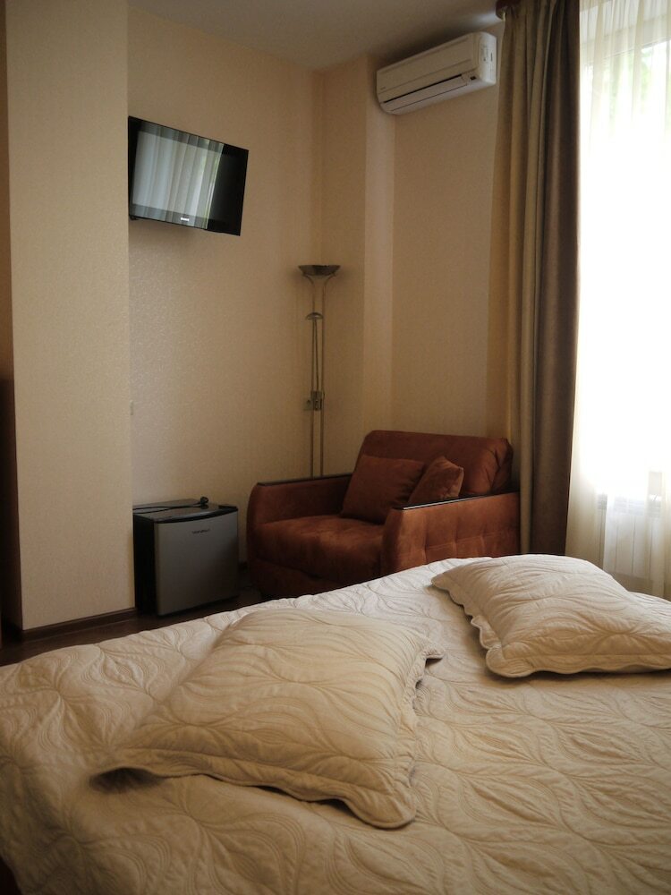 Hostal Toledo Hotel