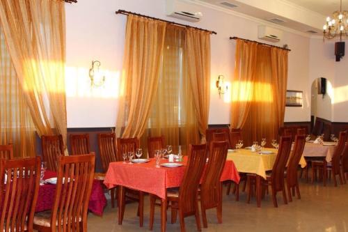 Hostal Hotel Frau Dona