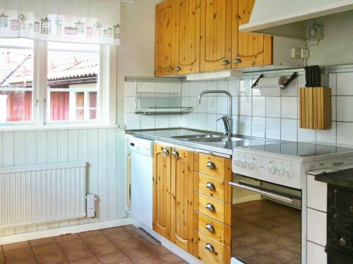 Two-bedroom Holiday Home In Kolsva