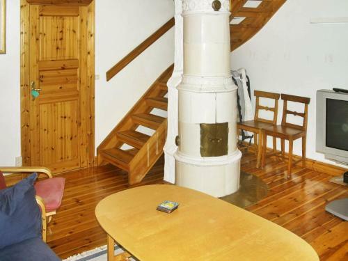 Two-bedroom Holiday Home In Kolsva
