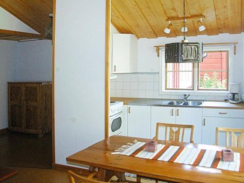 Two-bedroom Holiday Home In Kolsva