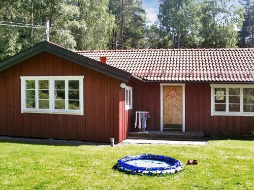 Two-bedroom Holiday Home In Kolsva