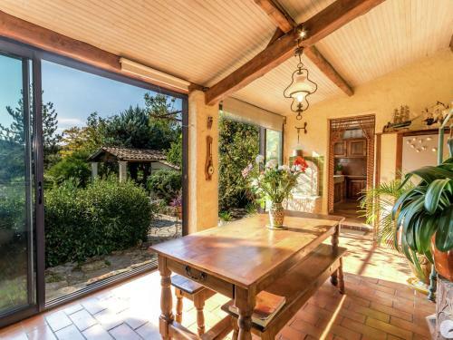 Modern Holiday Home In Le Luc With Private Pool