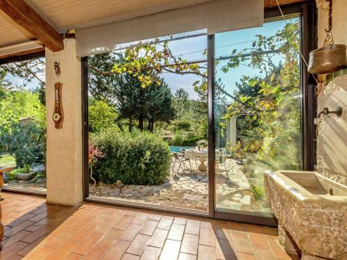 Modern Holiday Home In Le Luc With Private Pool