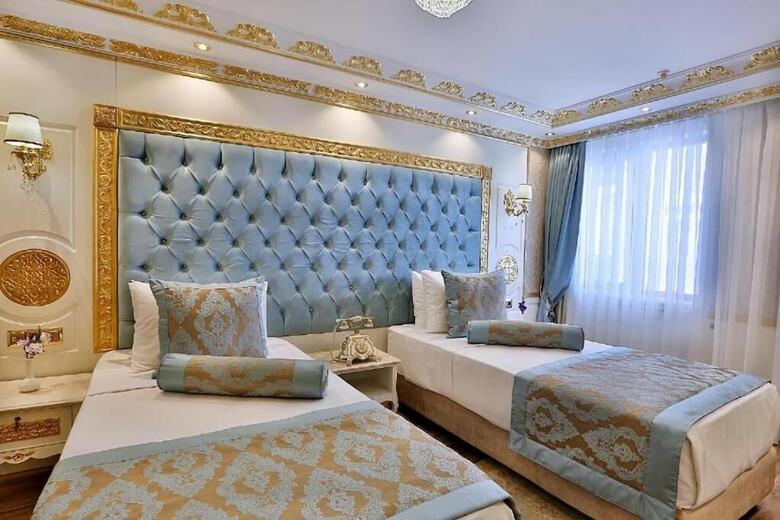 Hotel Emirhan Palace