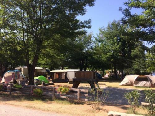 Camping Castanhada