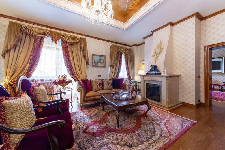 Carol Parc Hotel