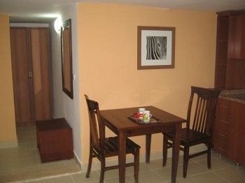 Safari Suit Hotel