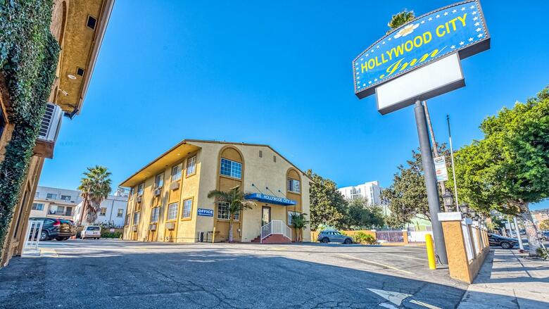 Hotel Hollywood City Inn