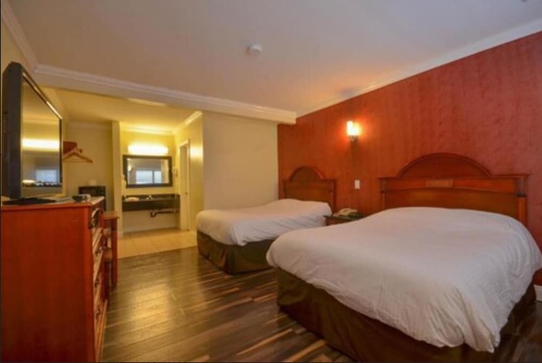 Hotel Hollywood City Inn