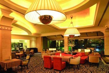 Rainbow Hotel