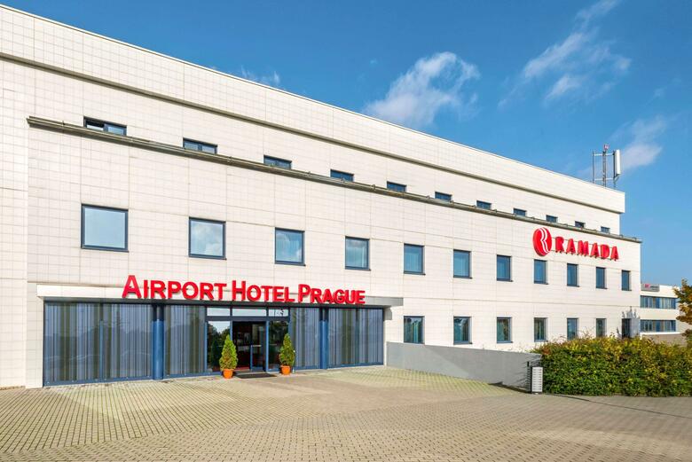 Hotel Ramada Airport
