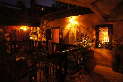 Albergue Riad Nomades